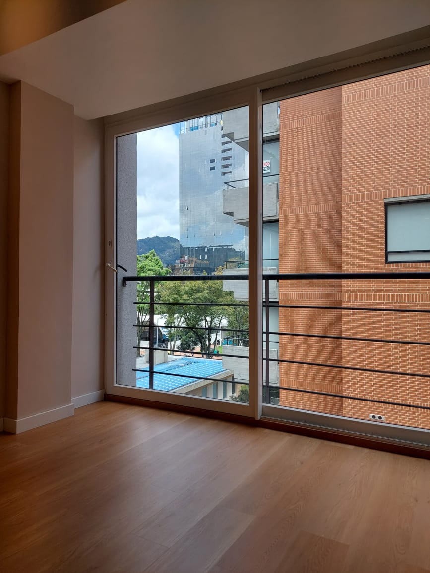 Apartamento en venta en Chico Norte, Bogotá · foto 3 de 15