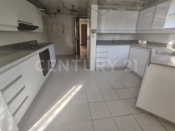 Apartamento de 3 alcobas en venta en Patio Bonito, Medellín, 200 m² · foto 6 de 21