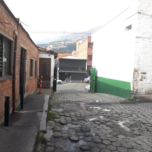 Lote en arriendo en Buenos Aires, Medellín, 1700 m² · foto 5 de 6
