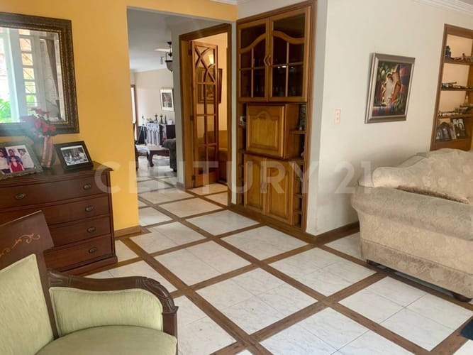 Casa de 5 alcobas en venta en Caudal Norte Oriental, Villavicencio, 350 m² · foto 5 de 19