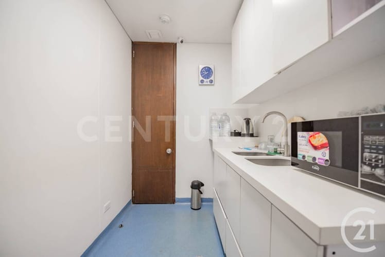 Oficina en arriendo en Conquistadores, Medellín, 509 m² · foto 11 de 22