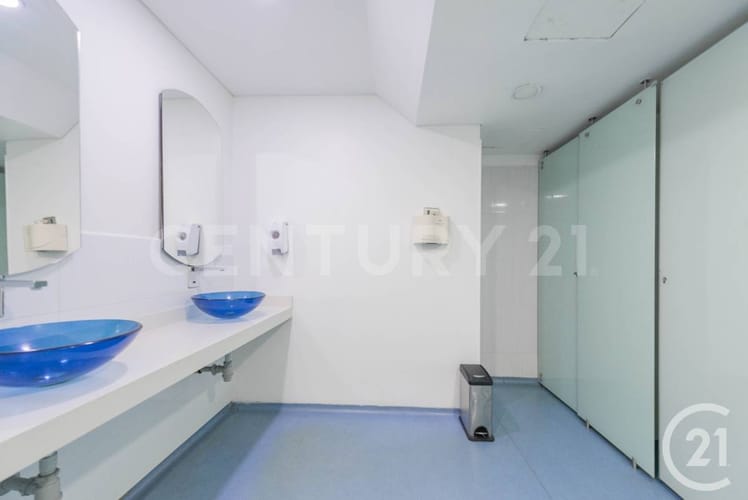 Oficina en arriendo en Conquistadores, Medellín, 509 m² · foto 12 de 22