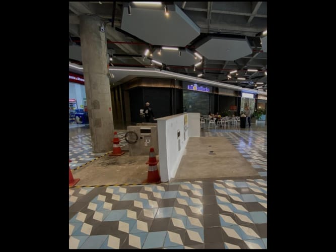Local en venta en Mont Juic, Medellín, 18 m² · foto 4 de 8