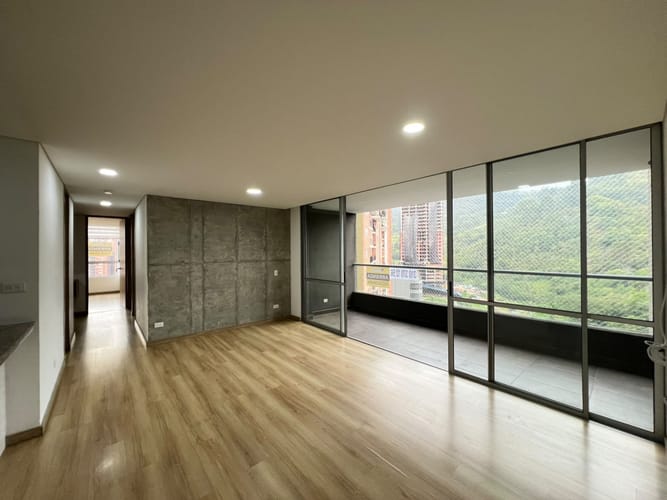 Apartamento de 3 alcobas en arriendo en Monteazul, Sabaneta, 85 m² · foto 3 de 18