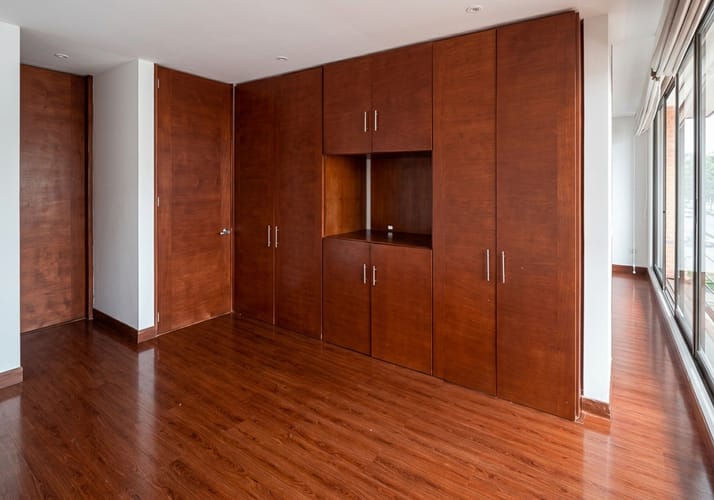 Apartamento de 1 alcoba en venta en Chico Norte, Bogotá, 52 m² · foto 12 de 24
