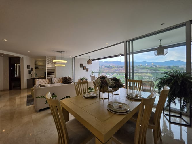 Apartamento de 3 alcobas en venta en Santa Teresita, Cali, 204 m² · foto 4 de 24