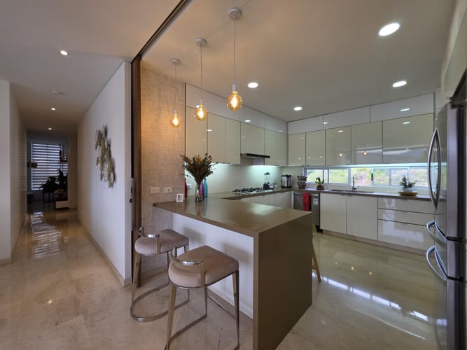 Apartamento de 3 alcobas en venta en Santa Teresita, Cali, 204 m² · foto 13 de 24