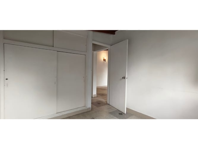 Apartamento de 7 alcobas en arriendo en Estadio, Medellín, 200 m² · foto 2 de 24