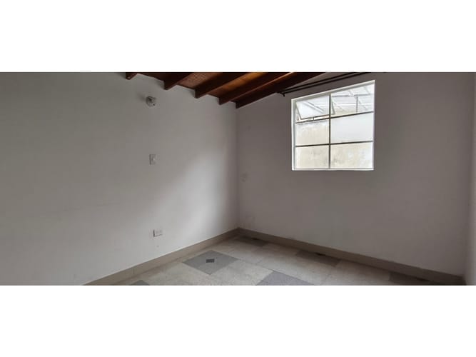 Apartamento de 7 alcobas en arriendo en Estadio, Medellín, 200 m² · foto 4 de 24