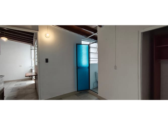 Apartamento de 7 alcobas en arriendo en Estadio, Medellín, 200 m² · foto 9 de 24