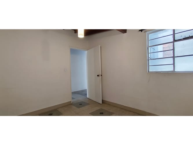 Apartamento de 7 alcobas en arriendo en Estadio, Medellín, 200 m² · foto 10 de 24