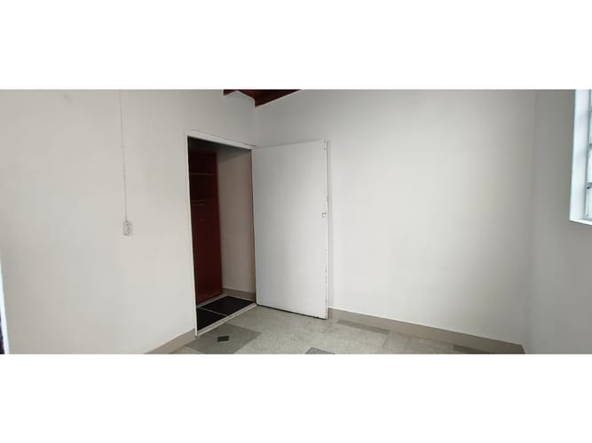 Apartamento de 7 alcobas en arriendo en Estadio, Medellín, 200 m² · foto 11 de 24
