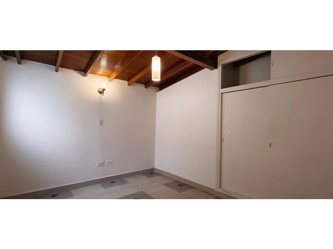 Apartamento de 7 alcobas en arriendo en Estadio, Medellín, 200 m² · foto 13 de 24
