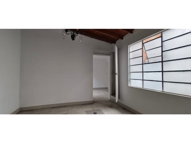Apartamento de 7 alcobas en arriendo en Estadio, Medellín, 200 m² · foto 15 de 24