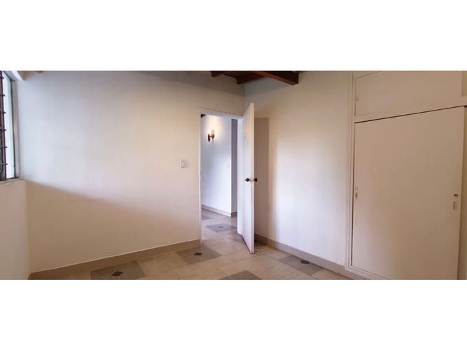 Apartamento de 7 alcobas en arriendo en Estadio, Medellín, 200 m² · foto 17 de 24