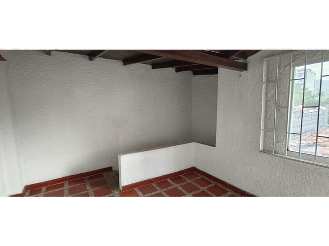 Apartamento de 7 alcobas en arriendo en Estadio, Medellín, 200 m² · foto 24 de 24