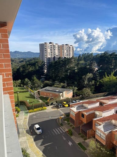 Apartamento de 3 alcobas en arriendo en Rionegro, 76 m² · foto 4 de 13