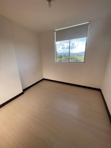 Apartamento de 3 alcobas en arriendo en Rionegro, 76 m² · foto 6 de 13