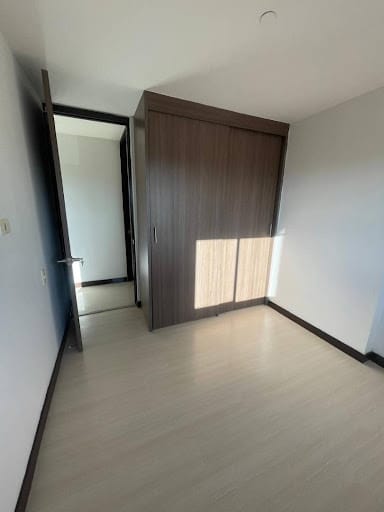 Apartamento de 3 alcobas en arriendo en Rionegro, 76 m² · foto 8 de 13