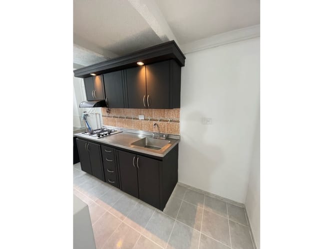Apartamento de 3 alcobas en venta en Bellavista, Bello, 59 m² · foto 2 de 2