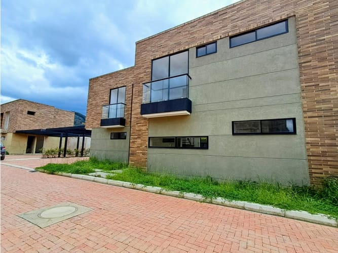 Casa de 3 alcobas en venta en Chuntame, Cajicá, 200 m² · foto 6 de 24