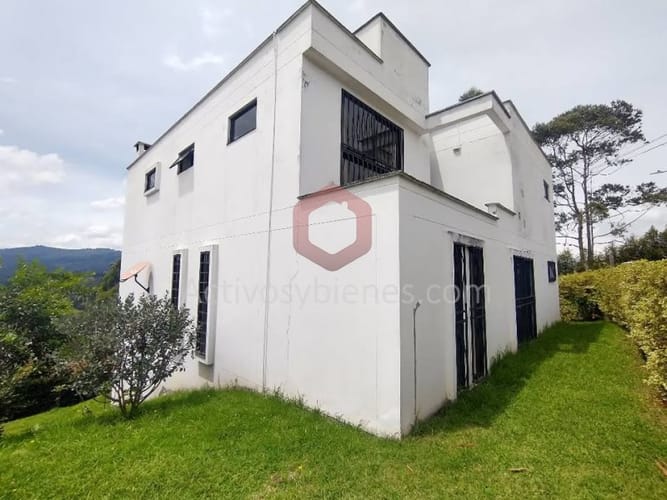 $1.400.000.000 en Monta�Ez