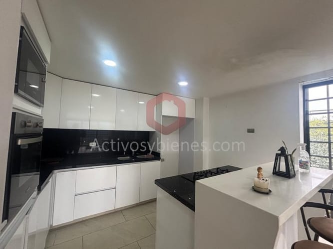 Casa de 4 alcobas en venta en Monta�Ez, Guarne, 500 m² · foto 4 de 24