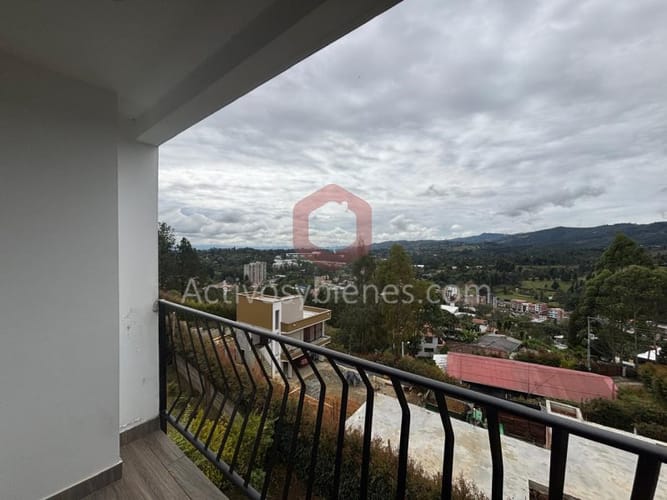 Casa de 4 alcobas en venta en Monta�Ez, Guarne, 500 m² · foto 13 de 24
