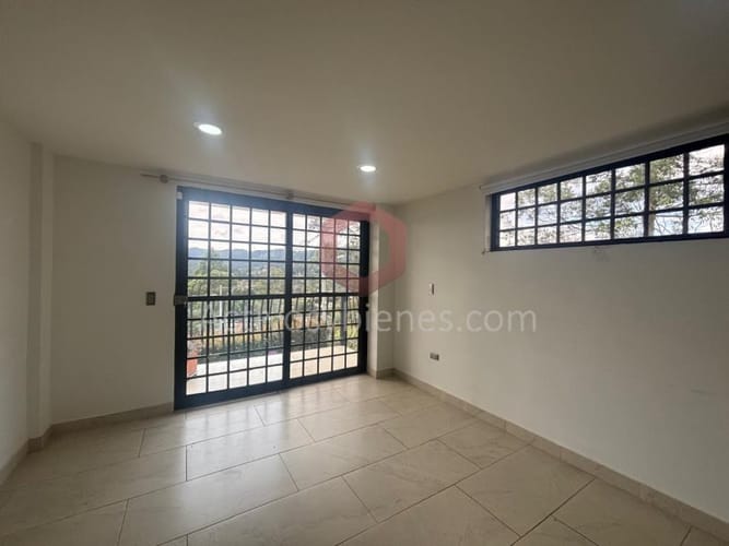 Casa de 4 alcobas en venta en Monta�Ez, Guarne, 500 m² · foto 16 de 24