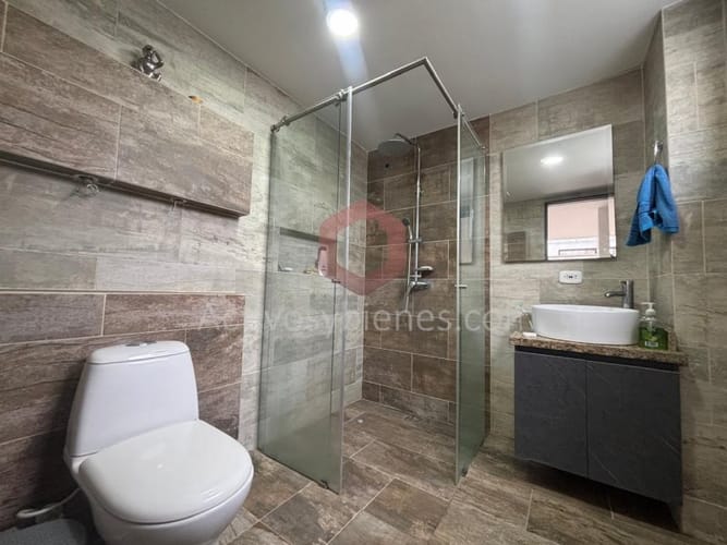 Casa de 4 alcobas en venta en Monta�Ez, Guarne, 500 m² · foto 21 de 24