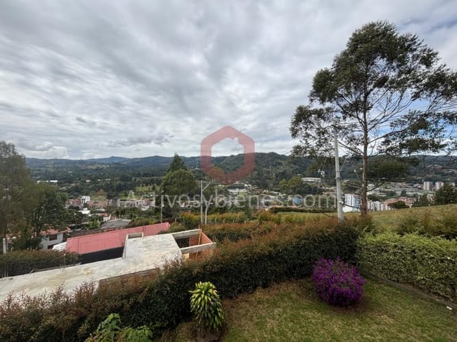 Casa de 4 alcobas en venta en Monta�Ez, Guarne, 500 m² · foto 23 de 24