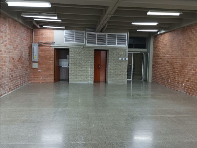 Local en arriendo en San Pablo Guayabal, Medellín, 130 m² · foto 4 de 4