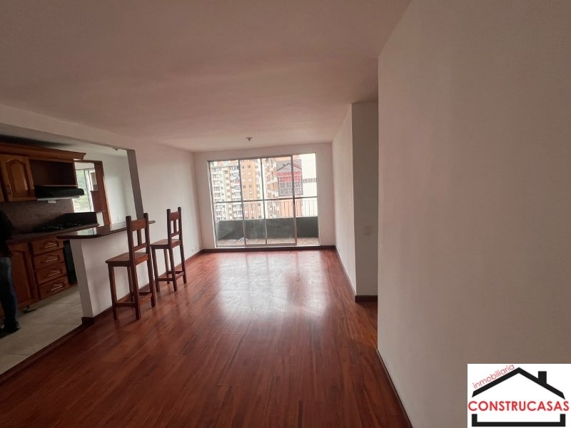 Apartamento en venta en Rodeo Alto, Medellín · foto 2 de 24