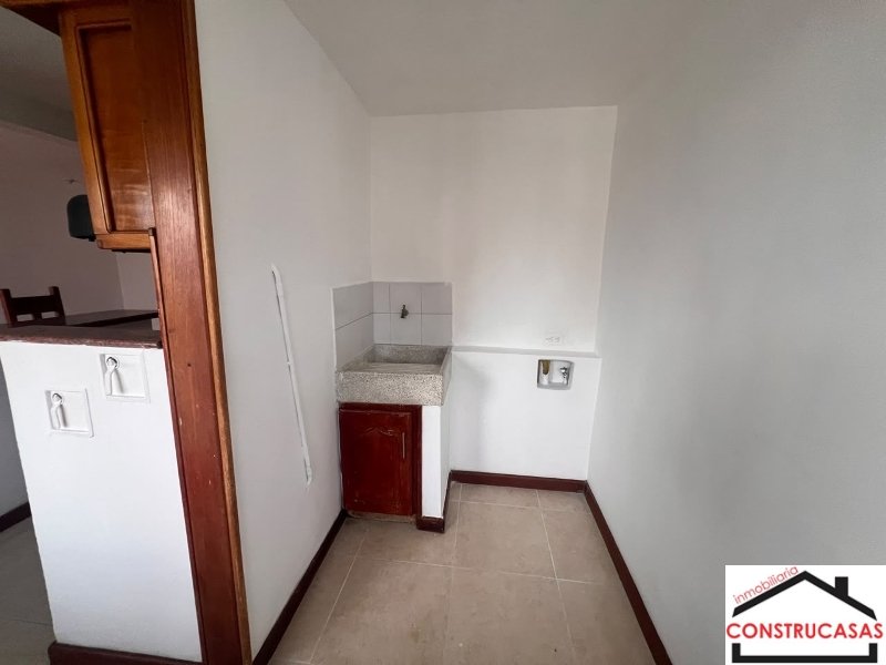Apartamento en venta en Rodeo Alto, Medellín · foto 5 de 24