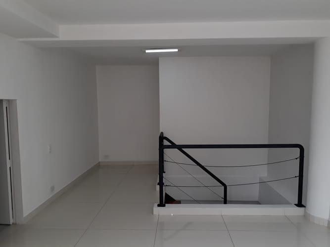 Oficina en arriendo en La Aguacatala, Medellín, 50 m² · foto 3 de 10