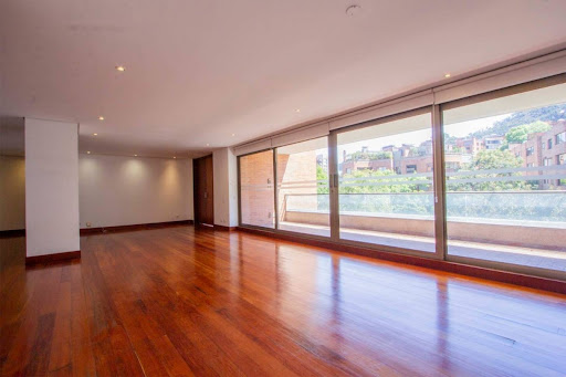Apartamento en venta en Quinta Camacho, Bogotá · foto 3 de 24