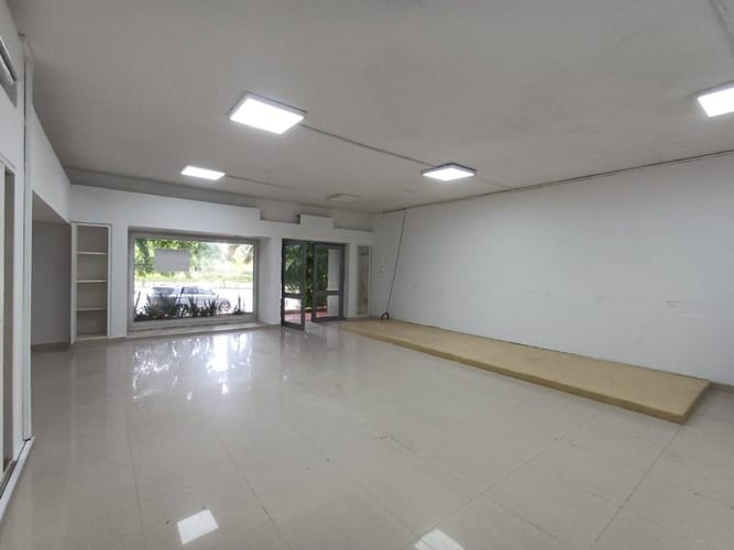 Local en arriendo en Bocagrande, Cartagena, 87 m² · foto 3 de 17