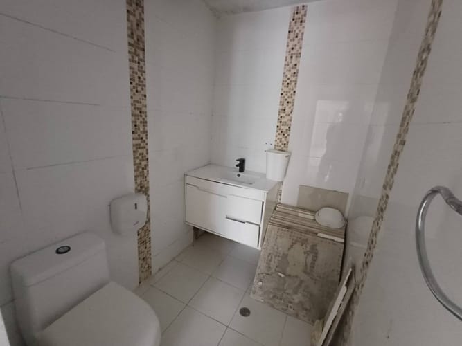 Local en arriendo en Bocagrande, Cartagena, 87 m² · foto 8 de 17