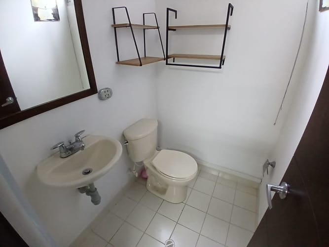 Oficina en arriendo en Los Balsos, Medellín, 90 m² · foto 4 de 7