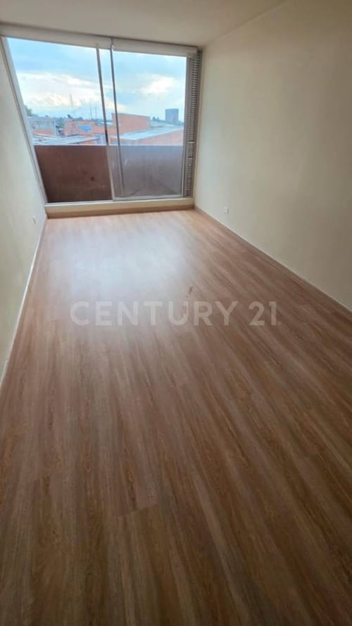 Apartamento de 3 alcobas en arriendo en Corinto De Suba, Bogotá, 66 m² · foto 2 de 21
