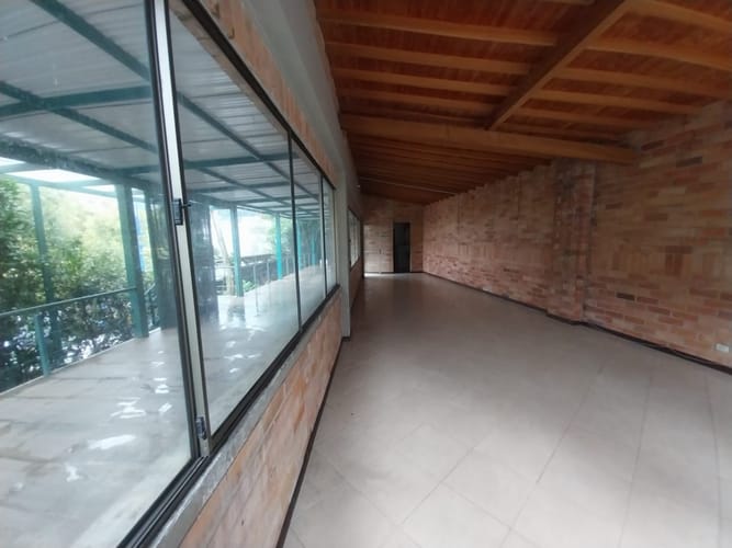 Bodega en arriendo en La Aldea, La Estrella, 400 m² · foto 10 de 13