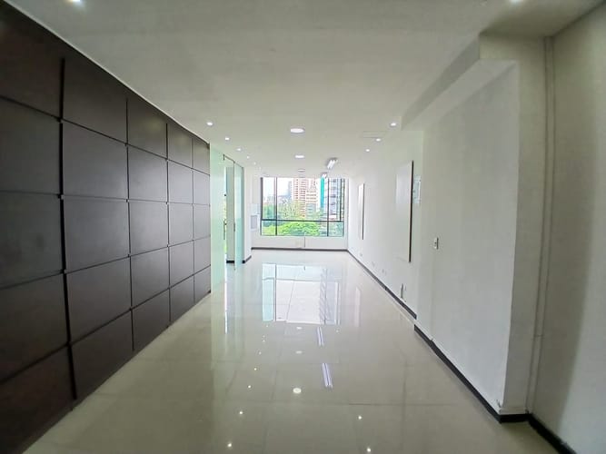 Local en arriendo en Los Balsos, Medellín, 65 m² · foto 4 de 10