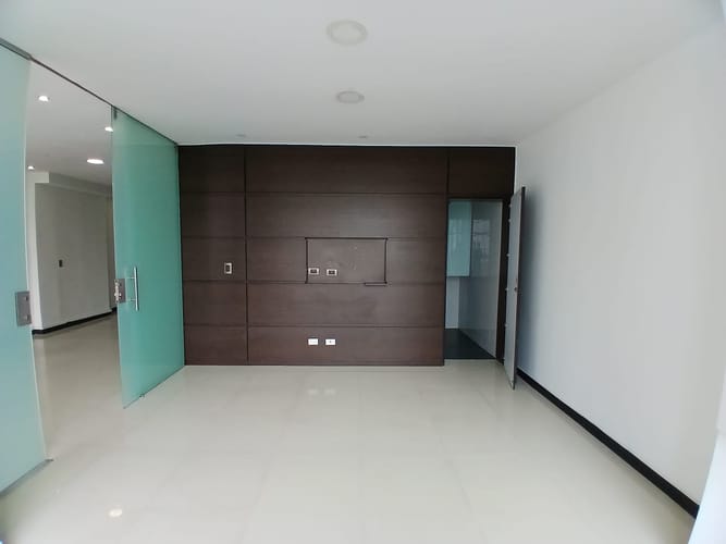 Local en arriendo en Los Balsos, Medellín, 65 m² · foto 6 de 10