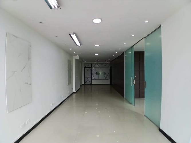 Local en arriendo en Los Balsos, Medellín, 65 m² · foto 7 de 10