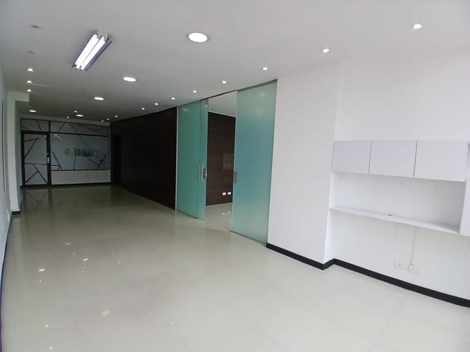 Local en arriendo en Los Balsos, Medellín, 65 m² · foto 10 de 10