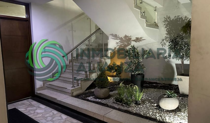 Apartamento de 5 alcobas en venta en Cabecera Del Llano, Bucaramanga, 205 m² · foto 3 de 24