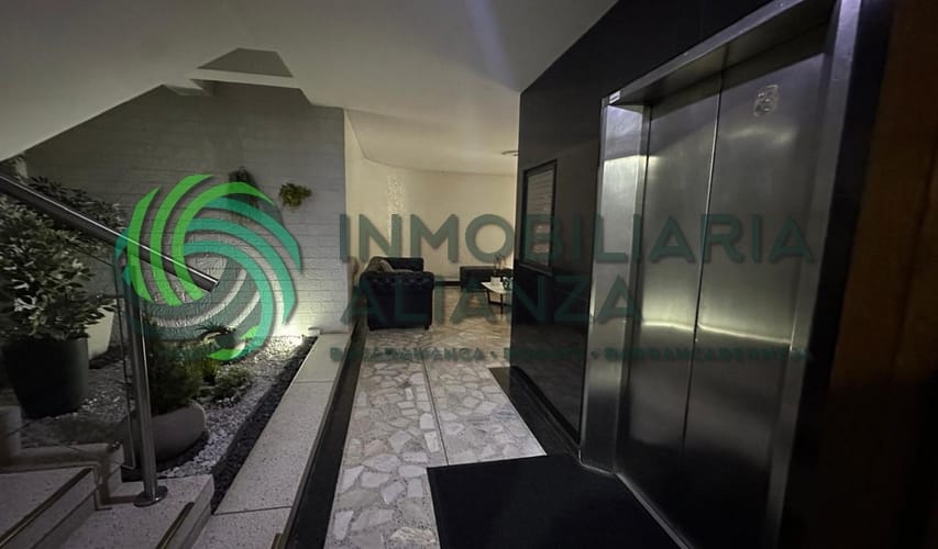 Apartamento de 5 alcobas en venta en Cabecera Del Llano, Bucaramanga, 205 m² · foto 4 de 24