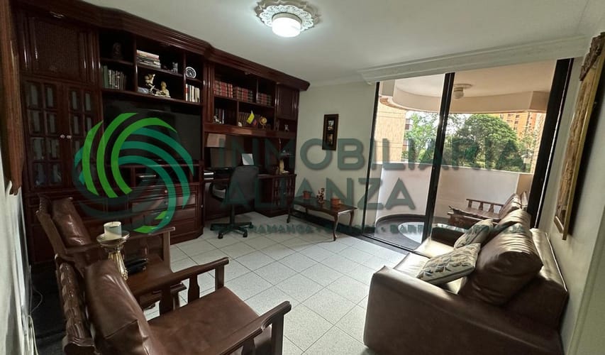 Apartamento de 5 alcobas en venta en Cabecera Del Llano, Bucaramanga, 205 m² · foto 5 de 24