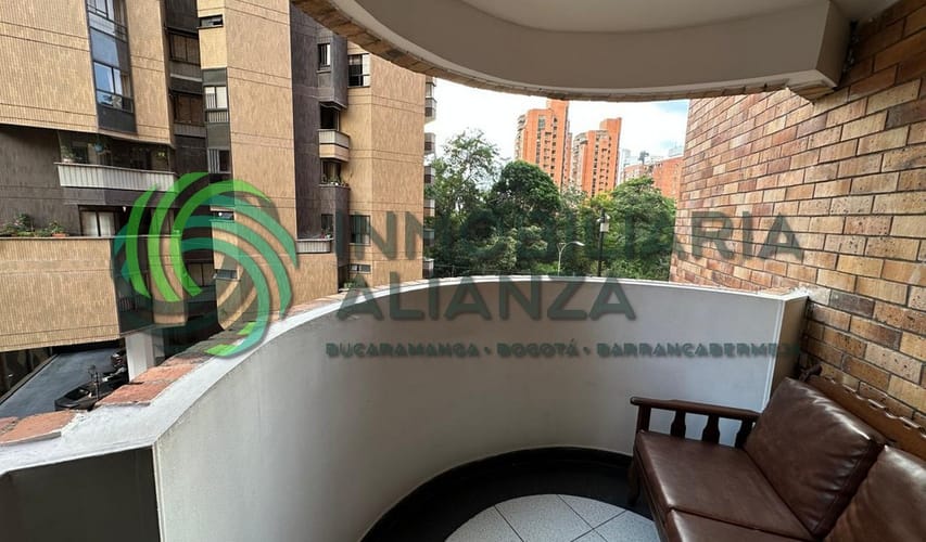 Apartamento de 5 alcobas en venta en Cabecera Del Llano, Bucaramanga, 205 m² · foto 6 de 24