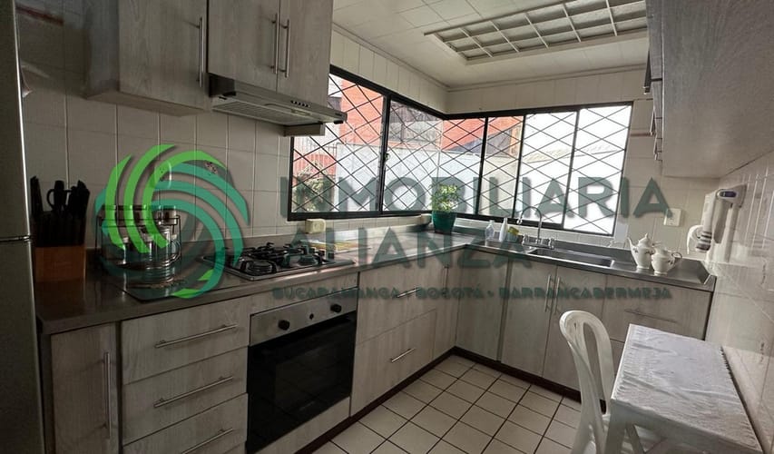 Apartamento de 5 alcobas en venta en Cabecera Del Llano, Bucaramanga, 205 m² · foto 11 de 24